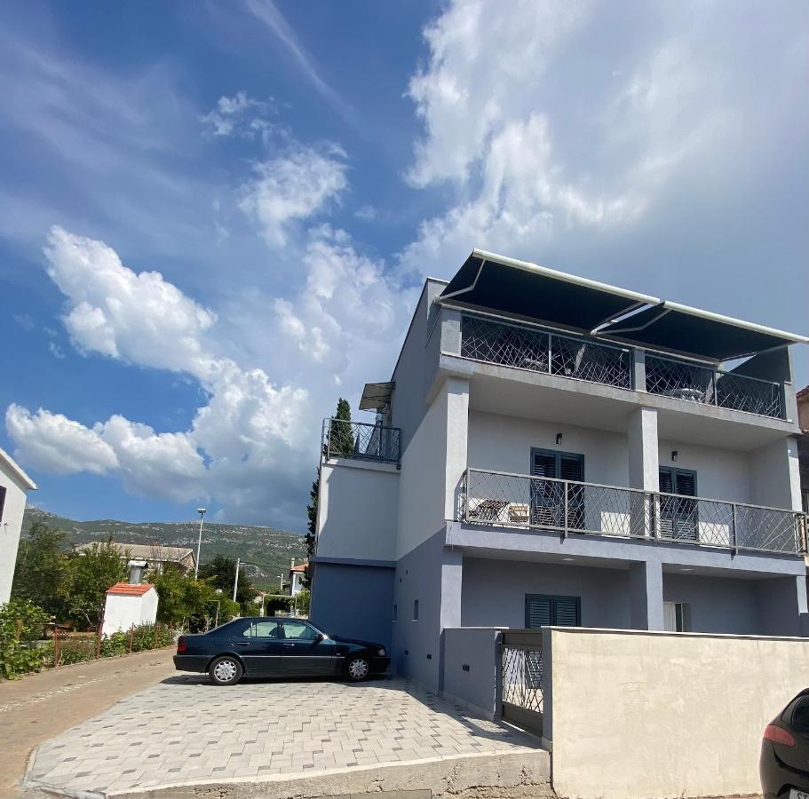 Apartments Ena คาชเตลา ภายนอก รูปภาพ